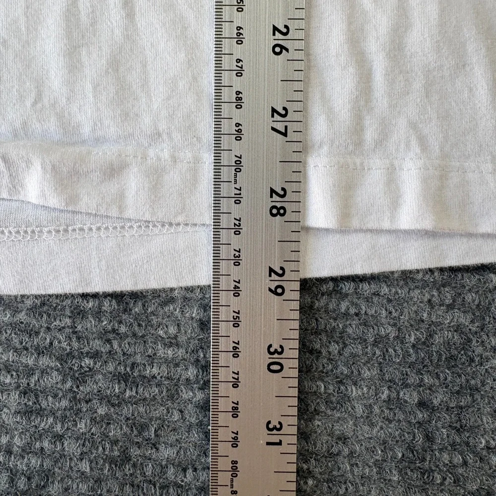 Nike Worldwide Traction Since 72 Graphic T-Shirt White Mens Medium Racing Swoosh